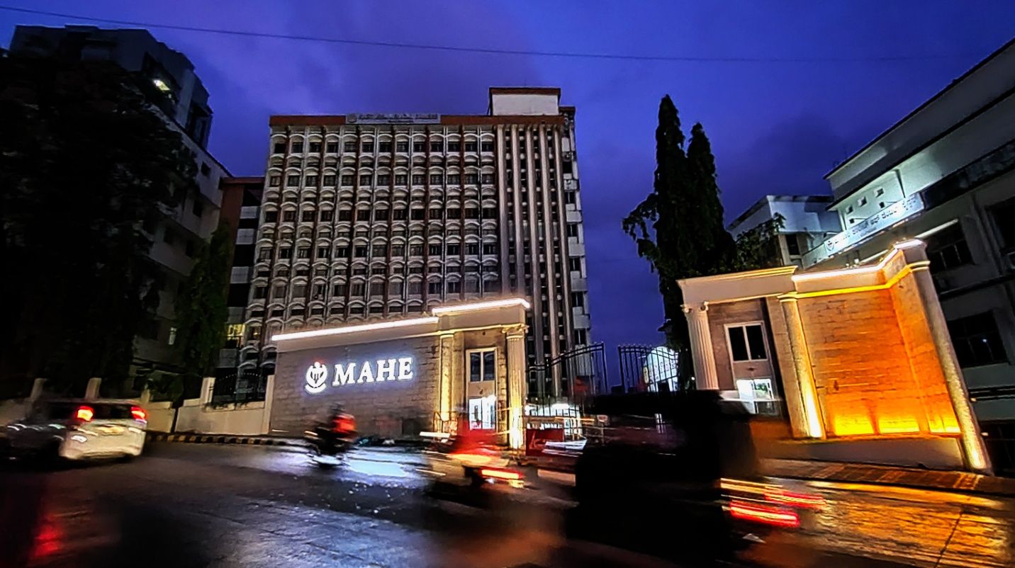 File:Manipal Hostel.jpg - Wikimedia Commons, image size:1432x802